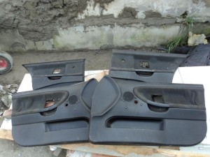 BOCZKI TAPICERKA DRZWI BMW E36 KOMPLET