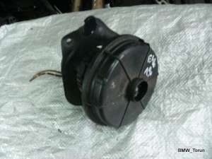 POMPA POWIETRZA WTÓRNEGO BMW E46 F-VAT