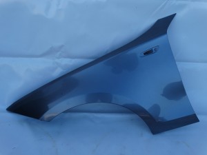 BŁOTNIK LEWY PRZÓD PRZEDNI BMW E87 LIFT SPACEGRAU F-VAT