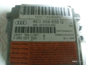 SENSOR PODUSZEK AIRBAG  AUDI A8 D3