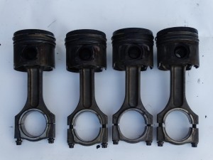 TŁOK KORBOWÓD BMW E87 E90 E91 E60 E61 2.0D 177KM F-VAT