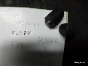 ODBÓJ DYSTANS TYŁ KLAPY SEDAN ACCORD VII F-VAT