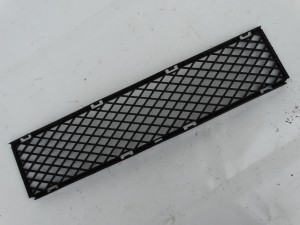 KRATKA ZDERZAKA ŚRODKOWA BMW E66 E65 LIFT F-VAT