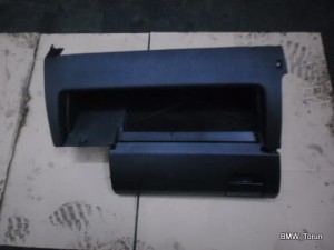 SCHOWEK PASAŻERA BMW E36 COMPACT