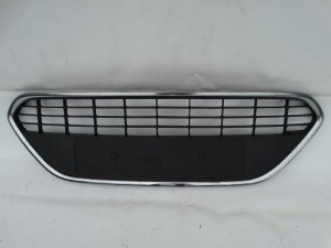 KRATKA ZDERZAKA ŚRODKOWA FORD FOCUS MK2 LIFT F-VAT