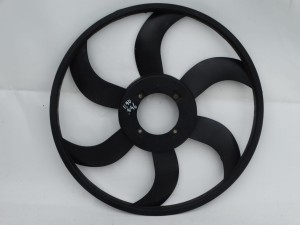 WENTYLATOR ŚMIGŁO BMW E90 E91 E92 E93 N46 1.8 2.0 F-VAT