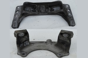ŁAPA WSPORNIK SKRZYNI BIEGÓW AUTOMATYCZNEJ BMW E63 E64 4.4 V8 F-VAT
