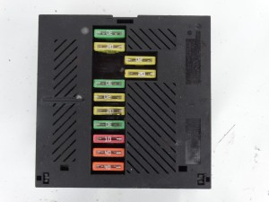 MODUŁ ZASILANIA SKRZYNKA BEZPIECZNIKOW 7610638 BMW E60 E61 E63 E64 F-VAT