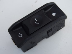 PRZEŁĄCZNIK WŁĄCZNIK SZYBERDACHU BMW E60 E61 E63 F-VAT