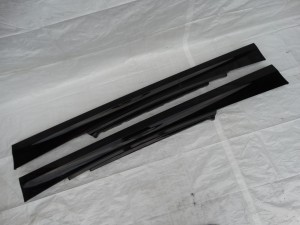 LISTWA PROGOWA LEWA PRAWA BMW E81 E82 E88 LIFT SCHWARZ II F-VAT