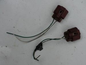 WTYCZKA KOSTKA OPRAWKI LAMPY PRZÓD TOYOTA COROLLA VERSO II E12 F-VAT