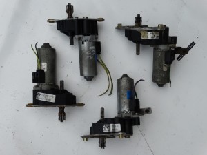 SILNICZEK REGULACJI FOTELA LEWY PRAWY BMW E60 E61 E63 E64 F-VAT