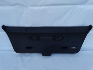 OSŁONA KLAPY TYŁ WYGŁUSZENIE BMW E46 COMPACT
