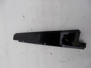 LISTWA PIONOWA TYŁ PRAWA SHADOWLINE E61 F-VAT