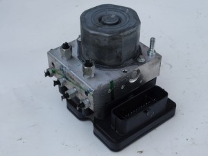 POMPA ABS STEROWNIK NISSAN QASHQAI J11 1.2 DIG-T 476604EA1E F-VAT