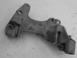 ŁAPA PODSTAWA ALTERNATORA NISSAN QASHQAI J11 1.2 DIG-T F-VAT