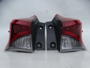 LAMPA TYŁ TYLNA LEWA TOYOTA AURIS II E18 KOMBI LIFT F-VAT