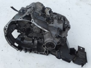SKRZYNIA BIEGÓW VOLVO 440 460 1.8 JB3001 0045621 F-VAT