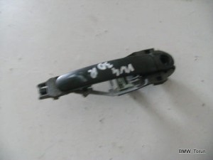 KLAMKA ZEWNĘTRZNA PRZÓD PRAWA VW GOLF IV
