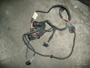 INSTALACJA WIĄZKA DRZWI PRZÓD PRAWA VW PASSAT B5