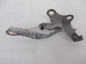 ZAWIAS MASKI PRAWY 1C0 AVENSIS II T25 F-VAT