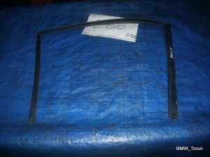 USZCZELKA TYŁ LEWA BMW E60 E61