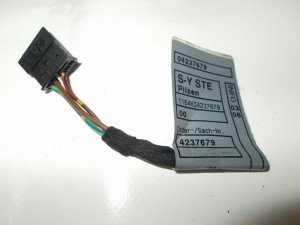 KOSTKA WTYCZKA LAMPY TYŁ E65 F-VAT