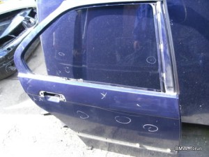 DRZWI TYŁ PRAWE SEDAN F-VAT BMW E36 MONTREALBLAU