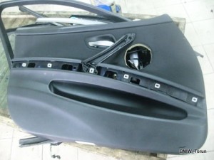 TAPICERKA BOCZEK DRZWI PRZÓD LEWA BMW E90 E91