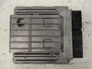 STEROWNIK KOMPUTER SILNIKA BMW E60 E61 N53 3.0 F-VAT