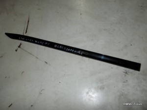 LISTWA BŁOTNIKA TYŁ P COUPE BLACKSAPHIRE E46 F-VAT