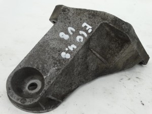 ŁAPA WSPORNIK MOCOWANIE SILNIKA N62 4.8 V8 6761113 E60 E61 E63 E64 F-VAT