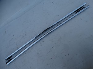 LISTWA ZGARNIAJĄCA DRZWI PRZÓD PRZEDNIA LEWA PRAWA CHROM FORD KUGA MK1 F-VAT