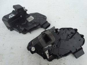 ZAMEK DRZWI TYŁ TYLNY LEWY PRAWY FORD KUGA MK1 10 PINÓW F-VAT
