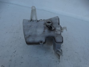 ZBIORNIK ZBIORNICZEK PŁYNU SPRYSKIWACZY TOYOTA AURIS I E15 F-VAT