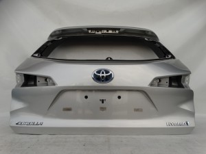 KLAPA BAGAŻNIKA TOYOTA COROLLA E21 XII KOMBI 1J6 F-VAT