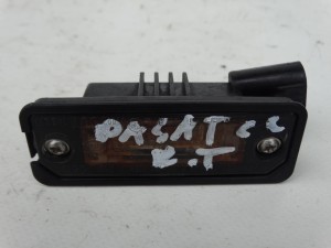LAMPKA OŚWIETLENIE TABLICY REJESTRACYJNEJ VW PASSAT CC B6 F-VAT