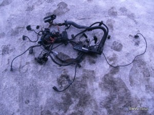 INSTALACJA WIĄZKA SILNIKA 2.0D BMW E87