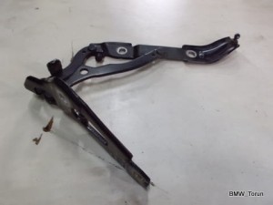 ZAWIAS KLAPY TYŁ LEWY SCHWARZ II E90 F-VAT
