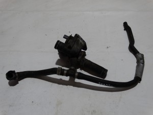 OBUDOWA TERMOSTATU VW TOUAREG PHAETON PORSCHE CAYENNE 3.2 V6  022121121D F-VAT