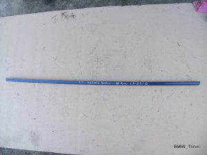 LISTWA BOCZNA DRZWI P E46 COUPE CABRIO TOPASBLAU