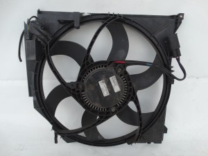 WENTYLATOR CHŁODNICY OBUDOWA BMW X3 E83 2.0D 6925702 F-VAT