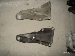 ŁAPA MOCOWANIE WSPORNIK BMW E46