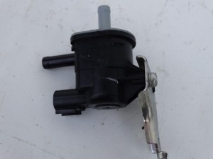 ZAWÓR CZUJNIK PODCIŚNIENIA TOYOTA AURIS II PRIUS III 1.8 HYBRID90910-12276 F-VAT