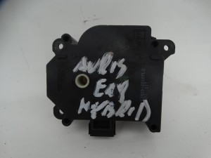 SILNICZEK NAGRZEWNICY TOYOTA AURIS II E18 113800-2810 F-VAT