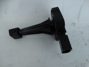 CZUJNIK POZIOMU OLEJU HYUNDAI IX35 2.0 CRDI F-VAT