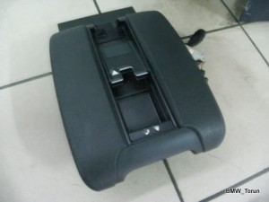 PODŁOKIETNIK BMW E39