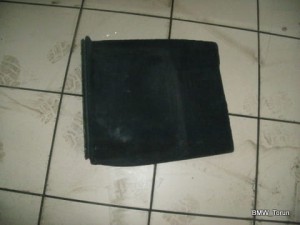 BOCZEK TAPICERKA BAGAŻNIKA LEWY BMW E36 KOMBI
