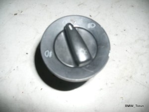 PRZEŁĄCZNIK WŁĄCZNIK SWIATEŁ VW PASSAT B5 FL