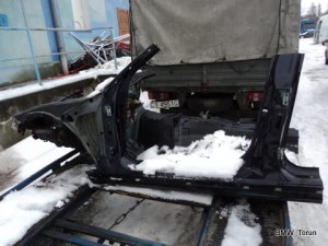 ĆWIARTKA PRZÓD SŁUPEK PRÓG LEWA BMW E46 SEDAN